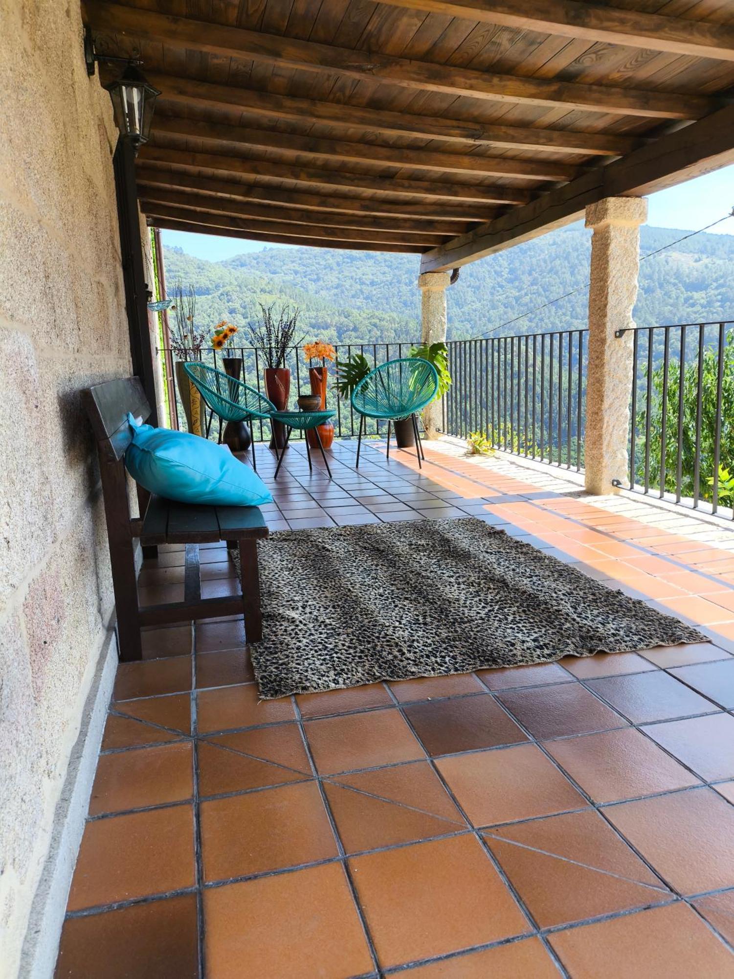 Xiravai-ribeira Sacra Peares